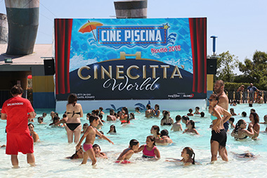 Cinepiscina 10